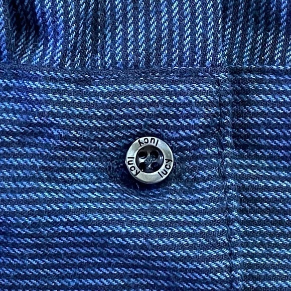 Lucy Activewear Long Sleeve Blouse Small - Picture 8 of 9